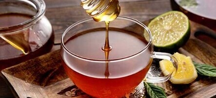 best-sweeteners-for-green-tea-top-healthy-choices-honey